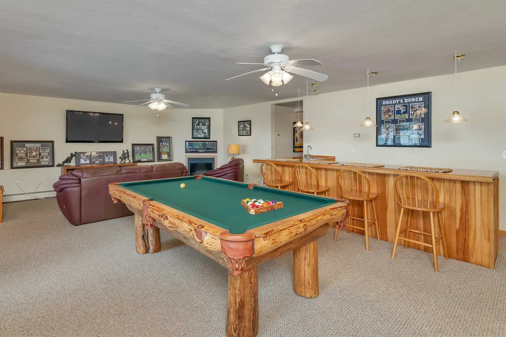 25 Sunset Lane Moultonborough NH 03254