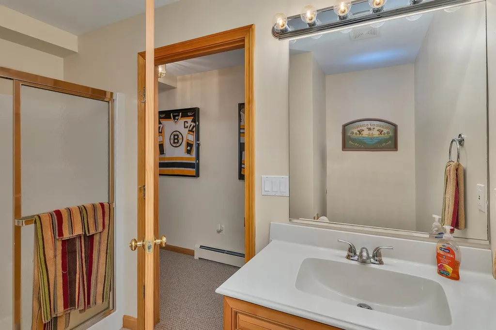 25 Sunset Lane Moultonborough NH 03254