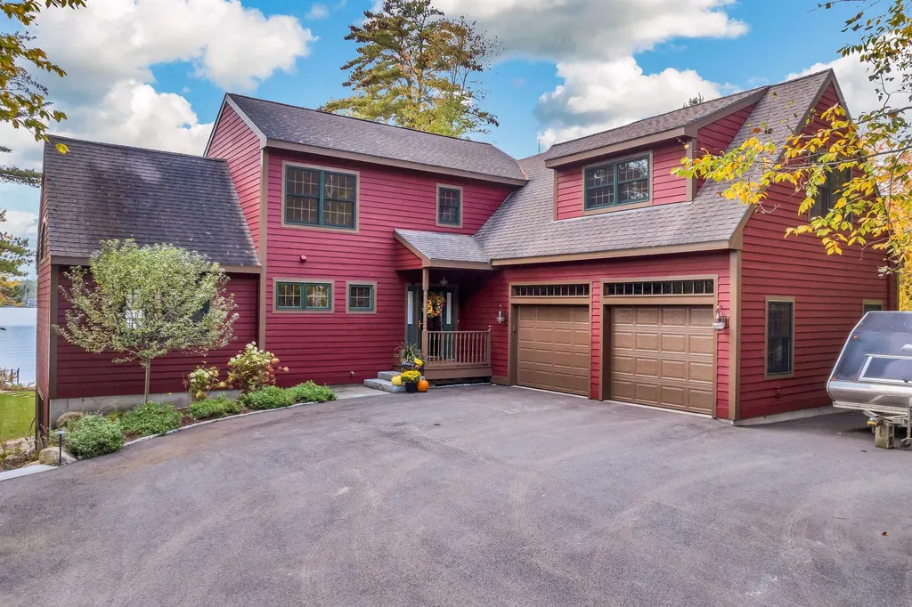 25 Sunset Lane Moultonborough NH 03254