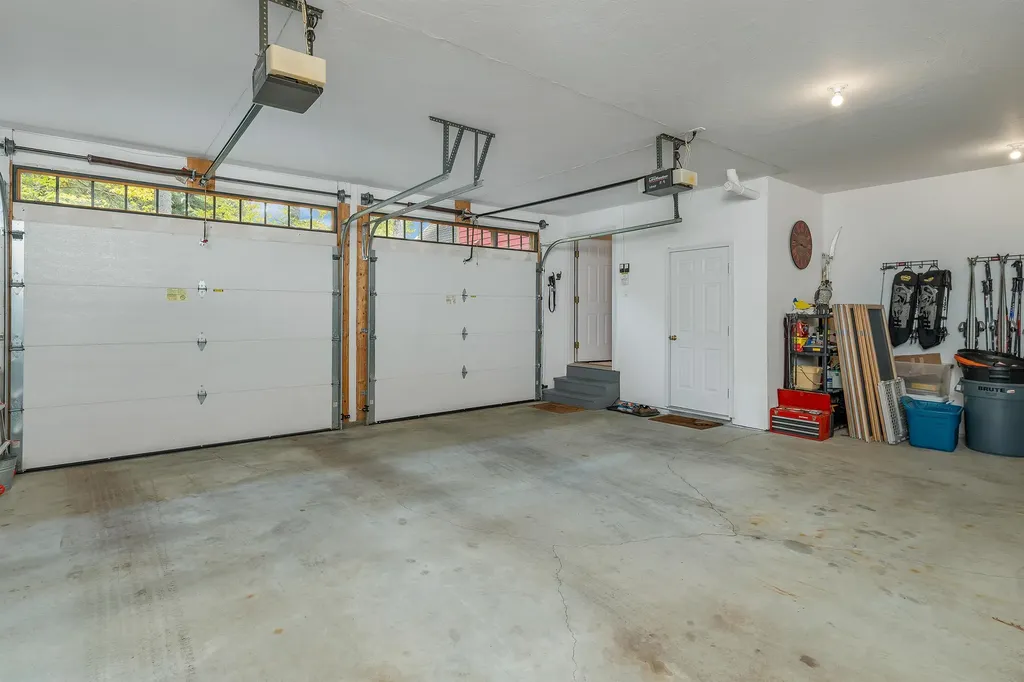 25 Sunset Lane Moultonborough NH 03254