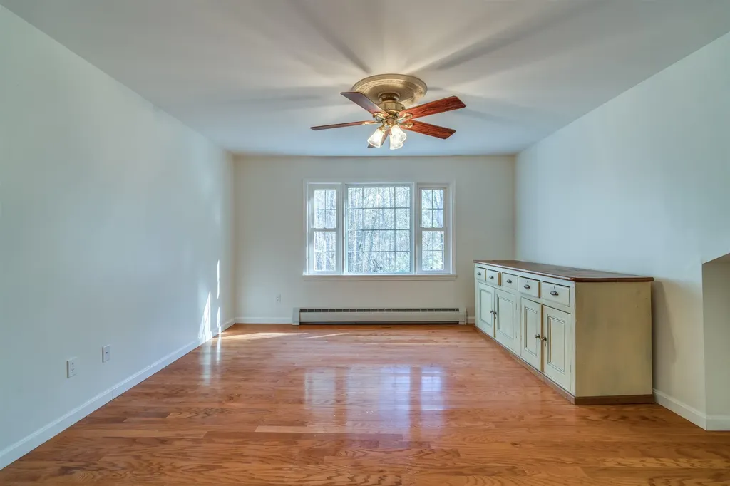 810 Springbrook Circle Portsmouth NH 03801