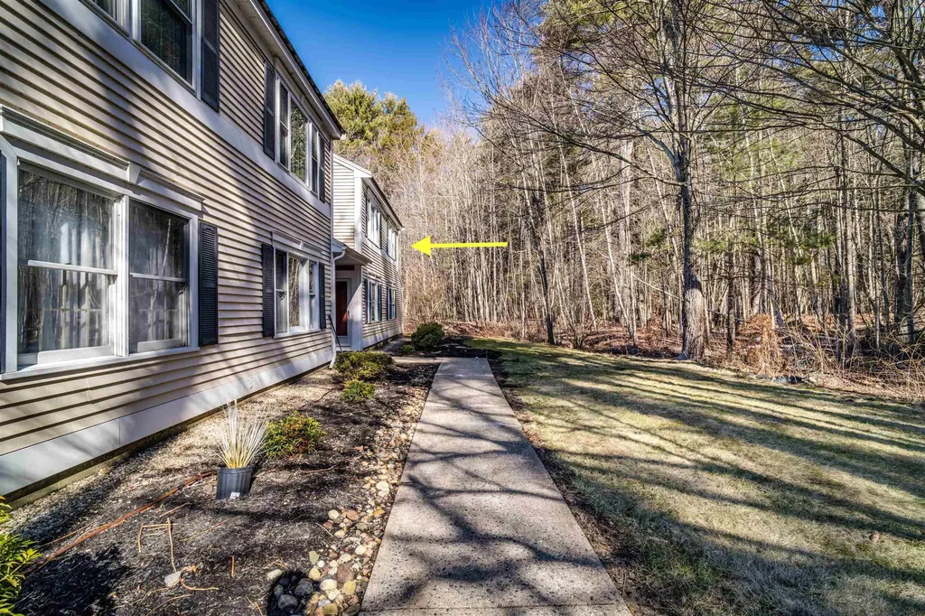 810 Springbrook Circle Portsmouth NH 03801
