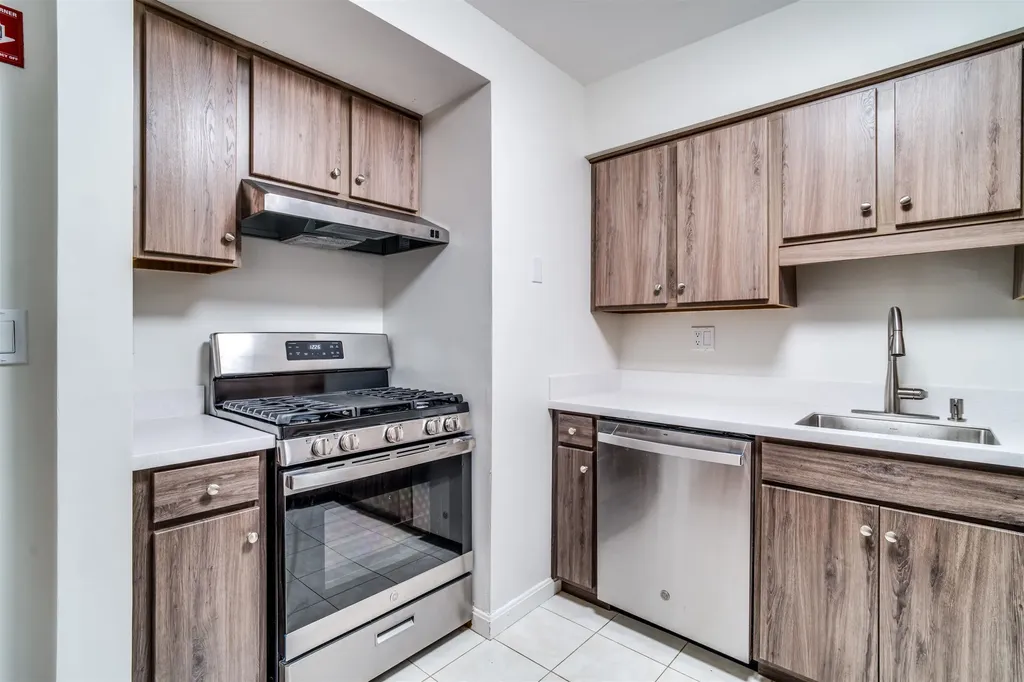 810 Springbrook Circle Portsmouth NH 03801