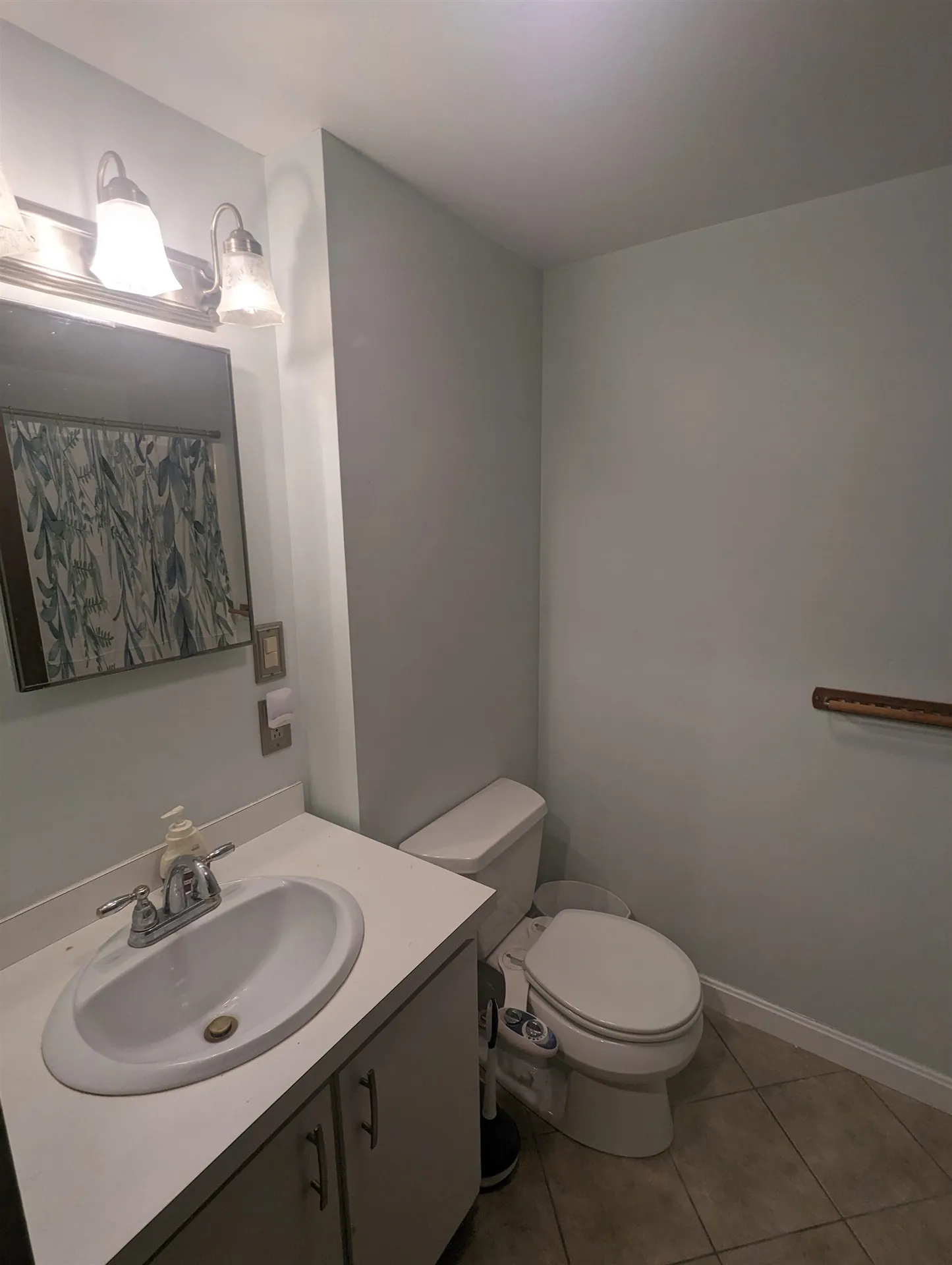 60 Drumleys North Extension Warren VT 05674