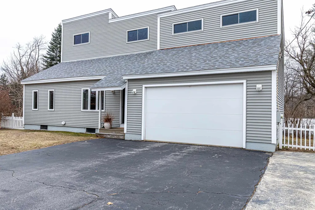 372 Hill Street Manchester NH 03102