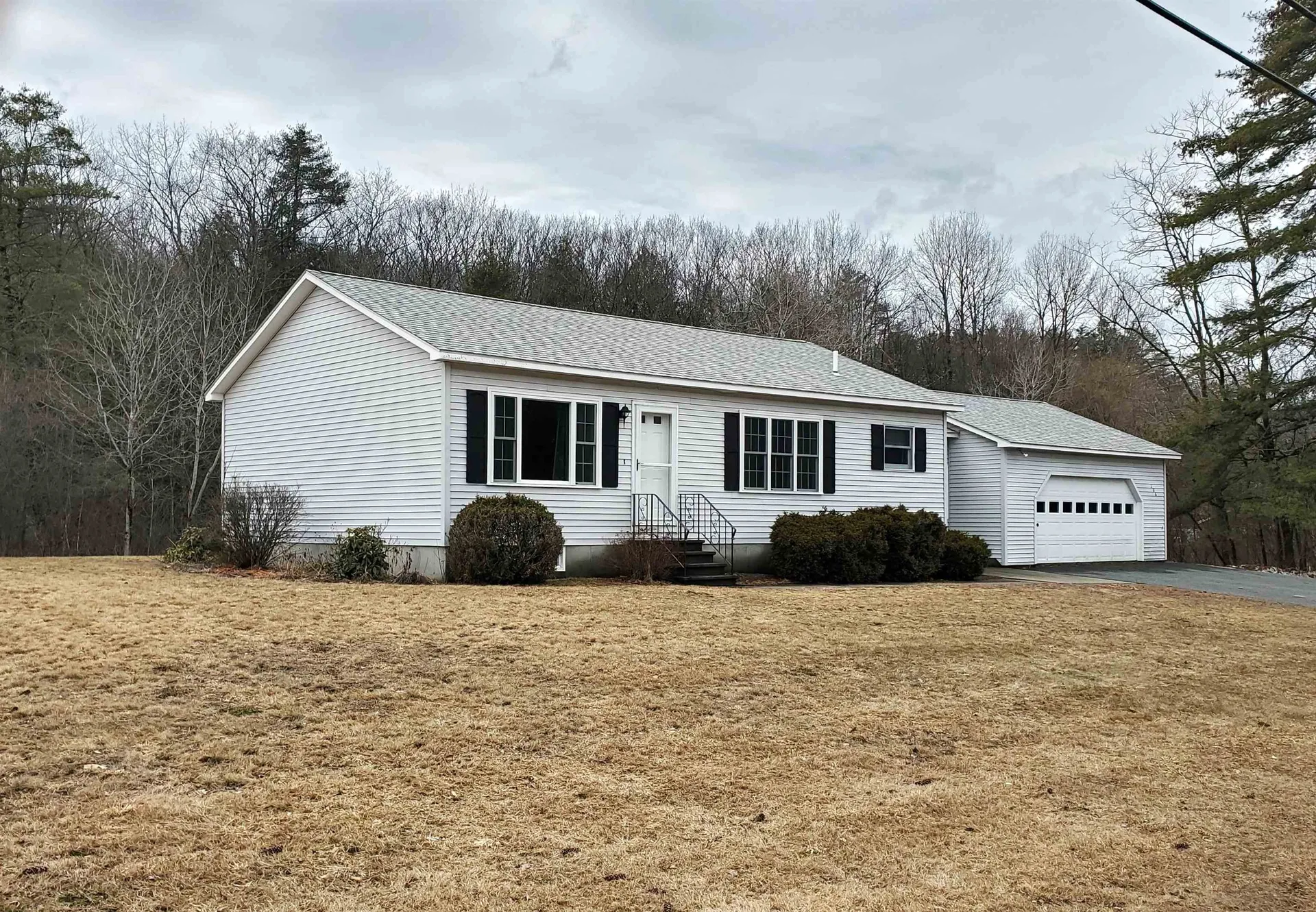 106 Shaker Hill Road Enfield NH 03748