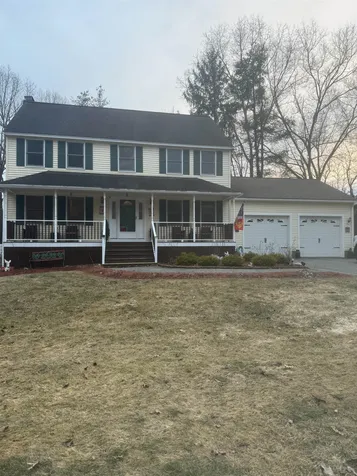 51 Robinson Lane Pelham NH 03076