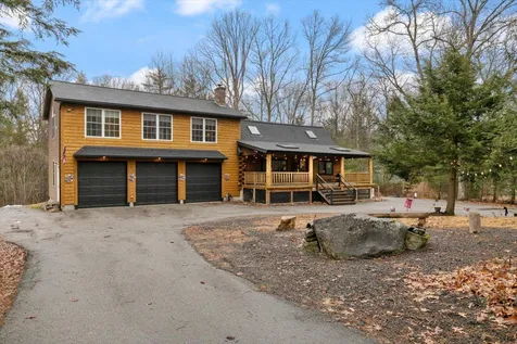 5 Tamworth Road Sandown NH 03873