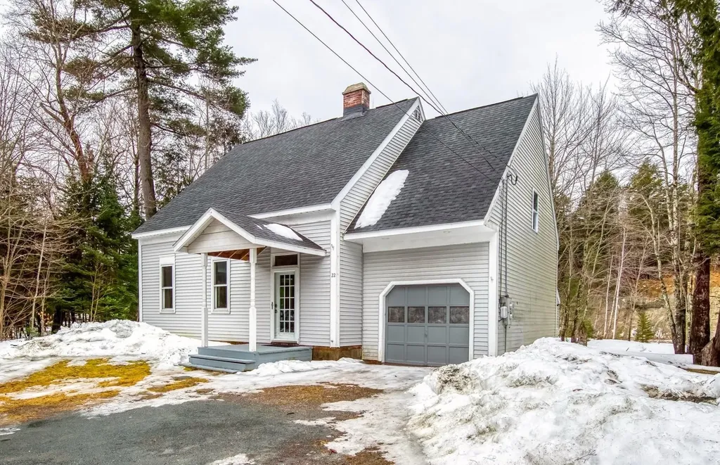 22 White Birch Lane Gorham NH 03581