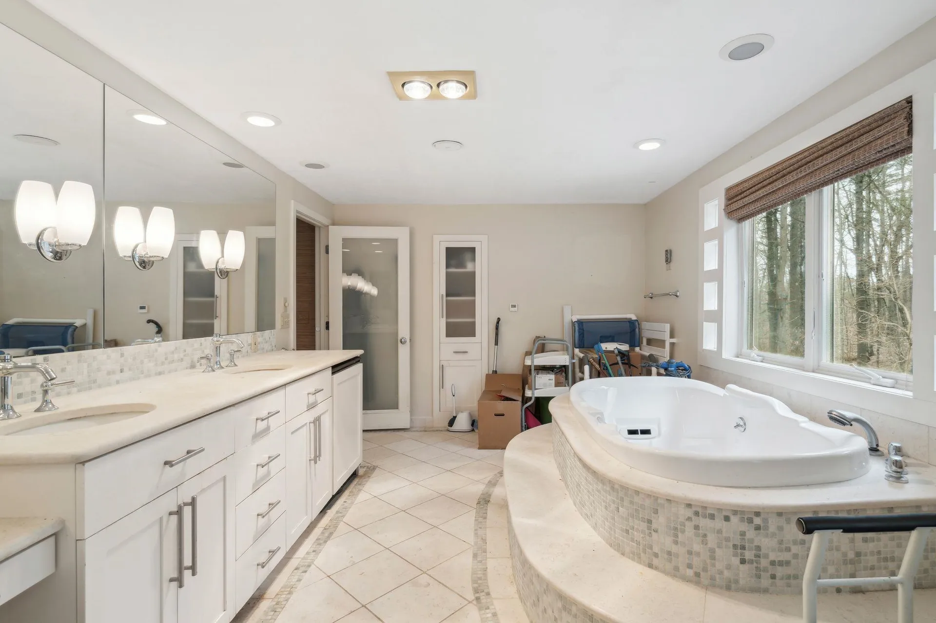 97 North Lowell Road Windham NH 03087