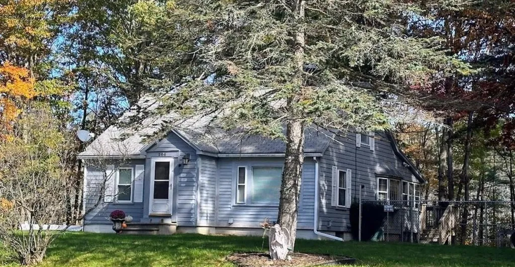 200 Mammoth Road Londonderry NH 03053