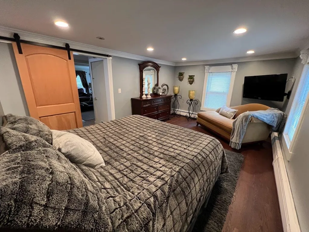 200 Mammoth Road Londonderry NH 03053