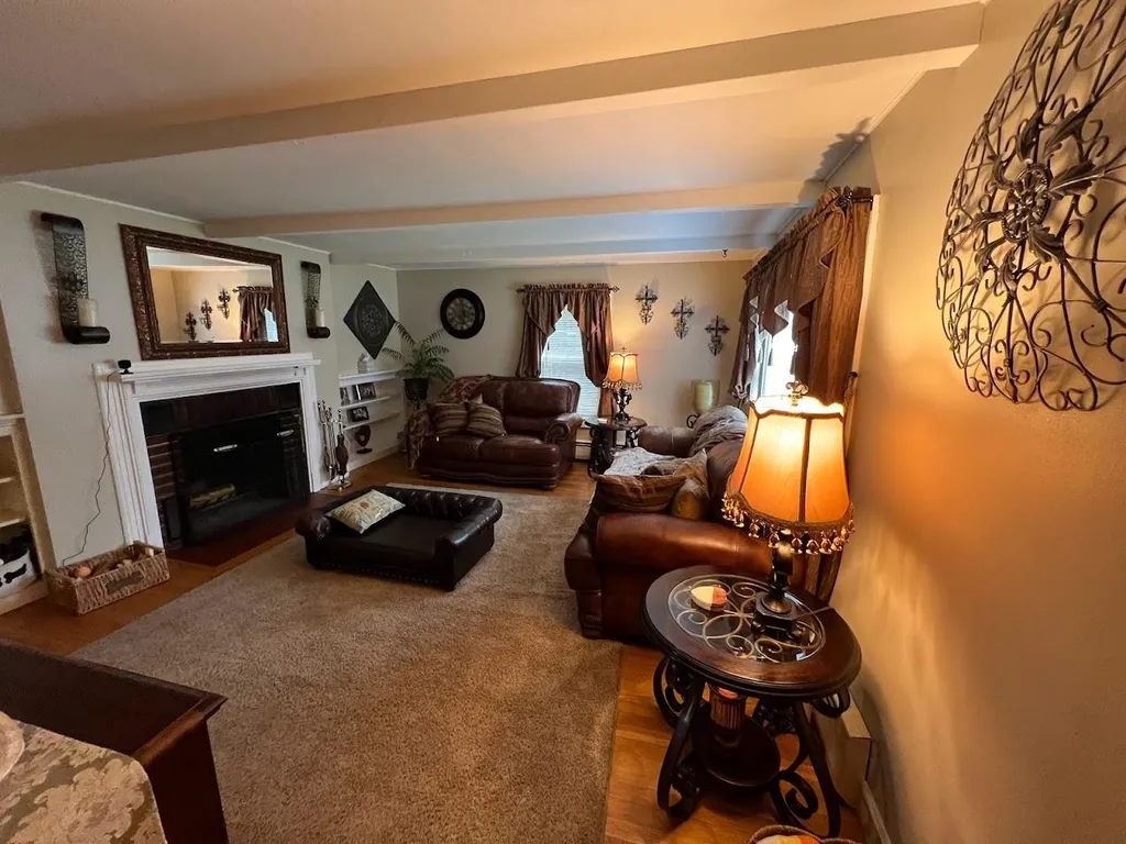 200 Mammoth Road Londonderry NH 03053