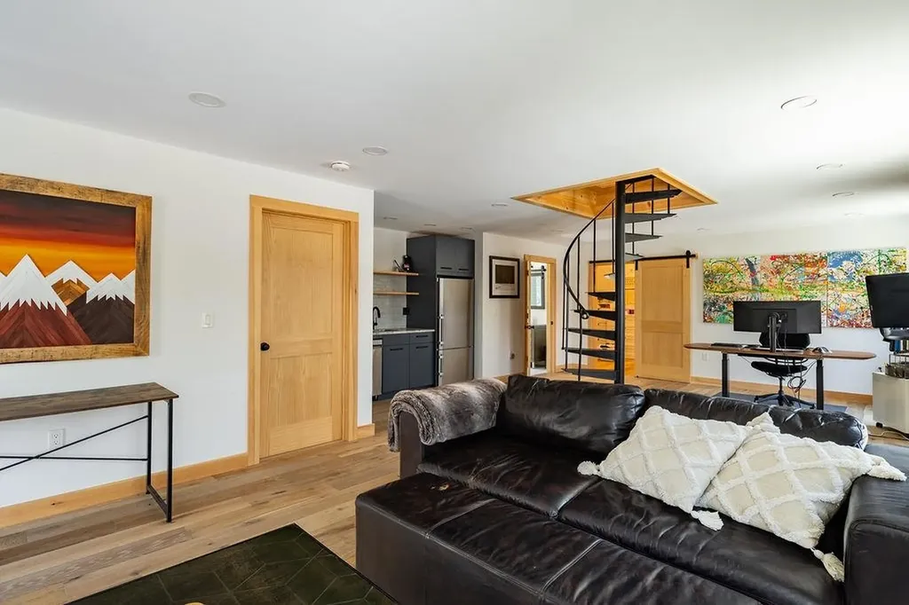 149 Old Province Road Goshen NH 03752