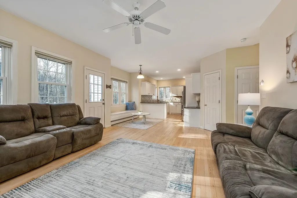 463 Exeter Road Hampton NH 03842