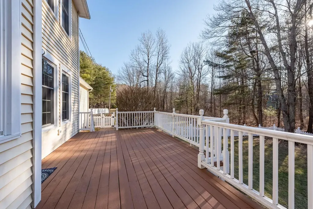 463 Exeter Road Hampton NH 03842