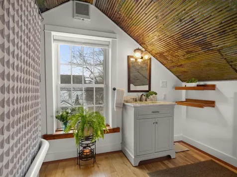 20 East Street Vergennes VT 05491