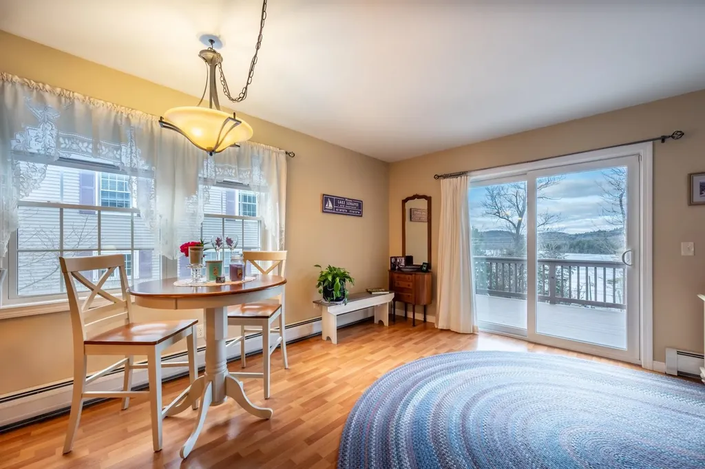 1376a Route 11 Sunapee NH 03782
