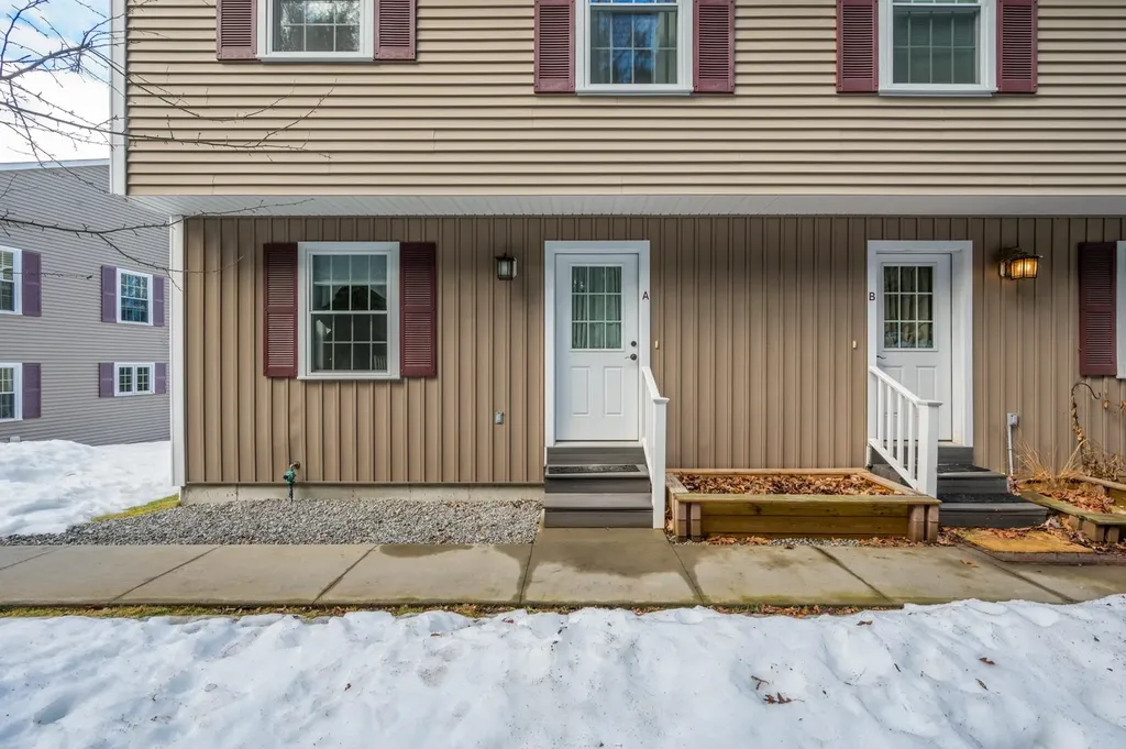 1376a Route 11 Sunapee NH 03782