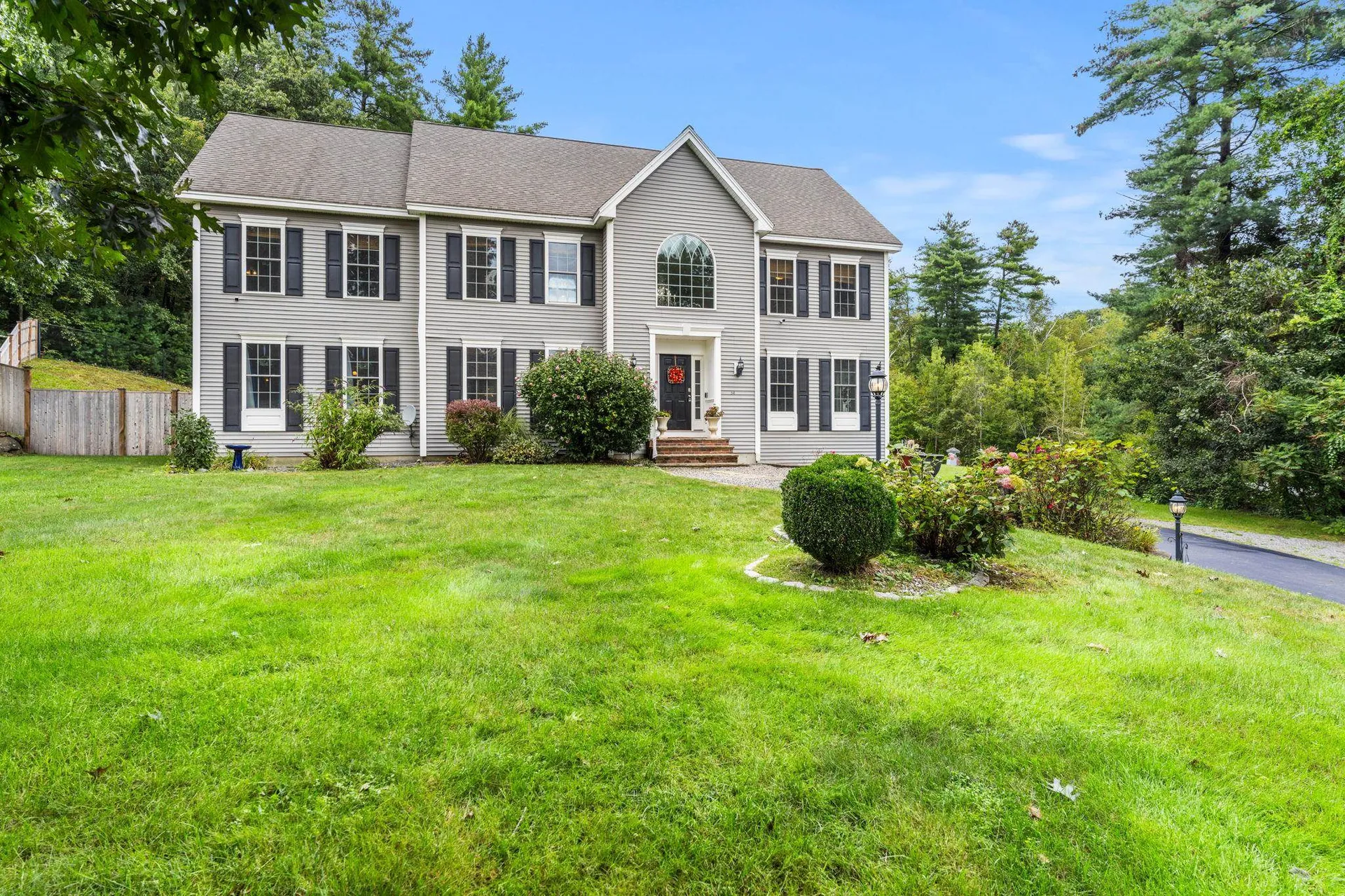 34 Monument Hill Road Pelham NH 03076