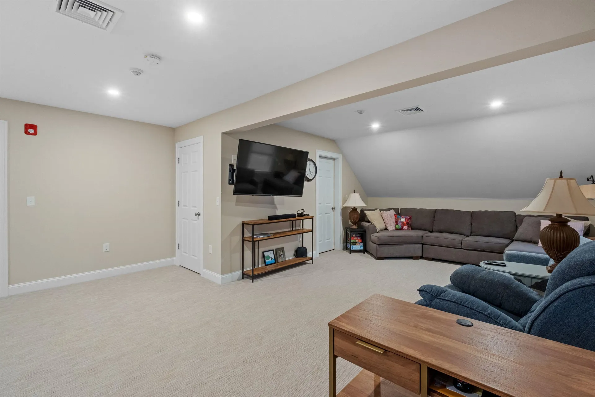 27 Butternut Lane Laconia NH 03246