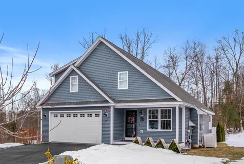 27 Butternut Lane Laconia NH 03246
