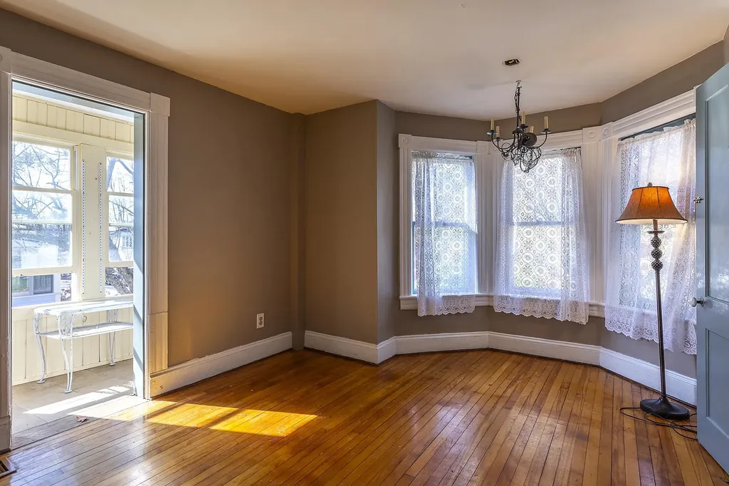 122 Highland Avenue Manchester VT 05255