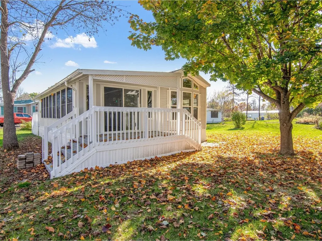 16 Pike Circle South Hero VT 05486