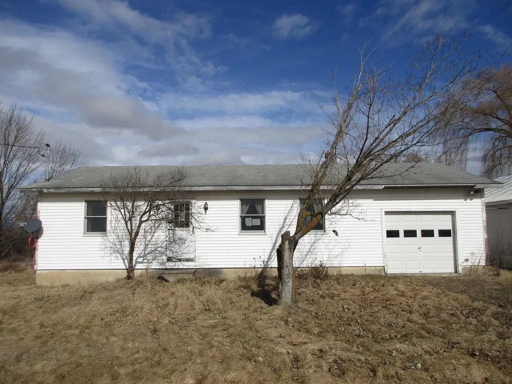 66 Rattlin Bridge Road Bridport VT 05734