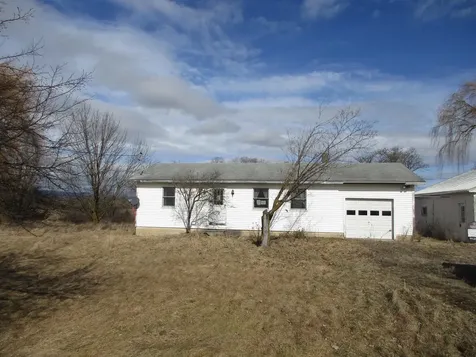 66 Rattlin Bridge Road Bridport VT 05734