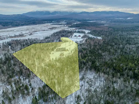 14 View Top Drive Jefferson NH 03583