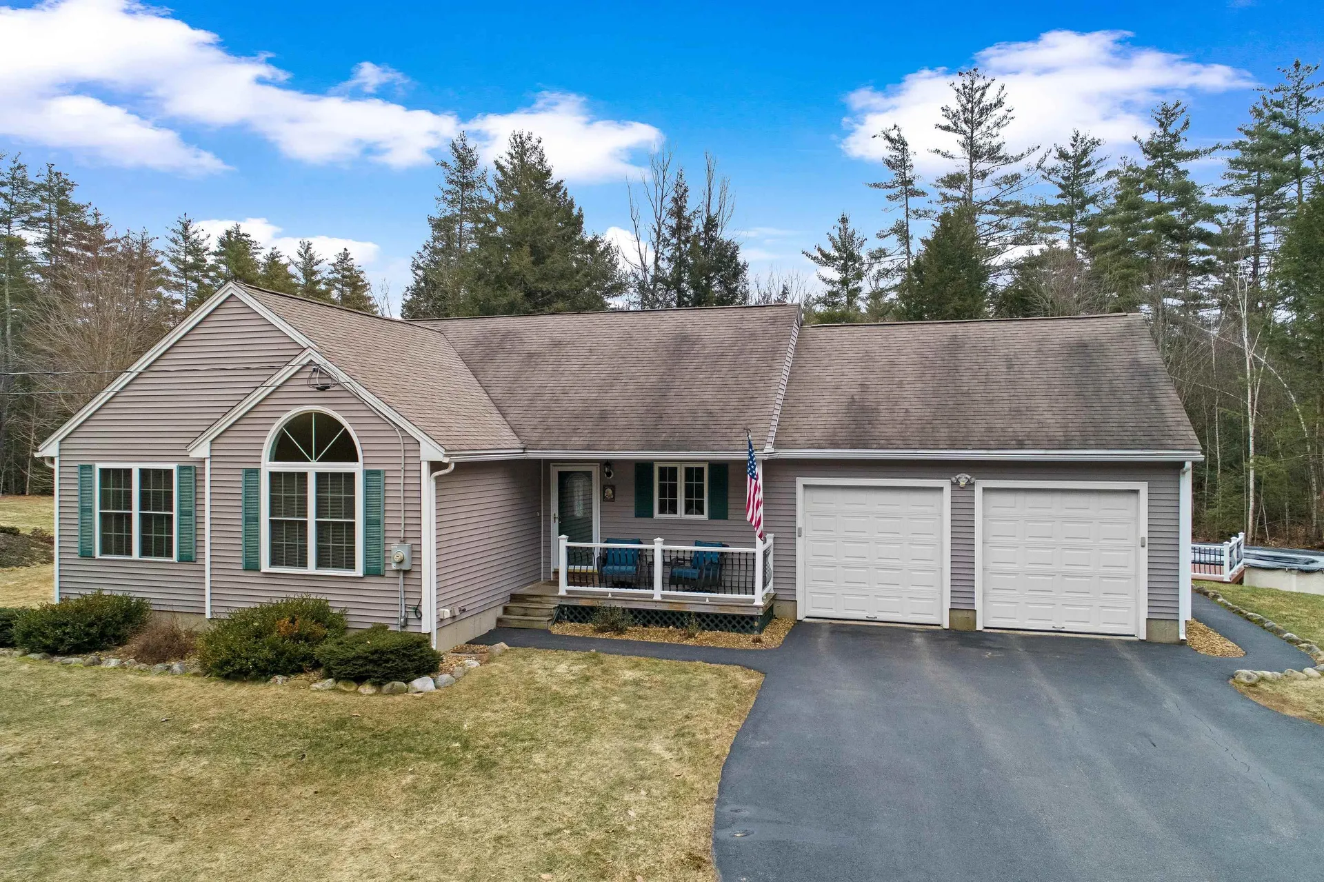 263 Twin Bridge Road New Boston NH 03070