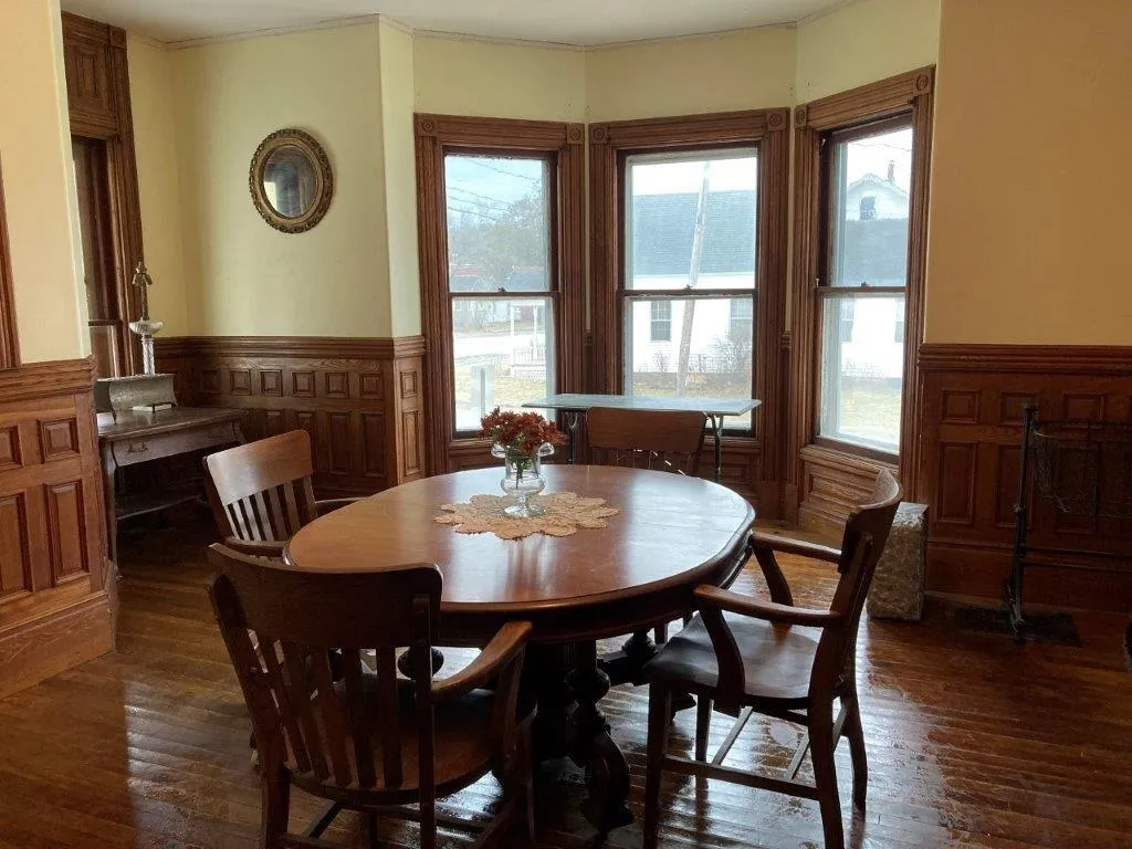17 Canaan Street Canaan NH 03741