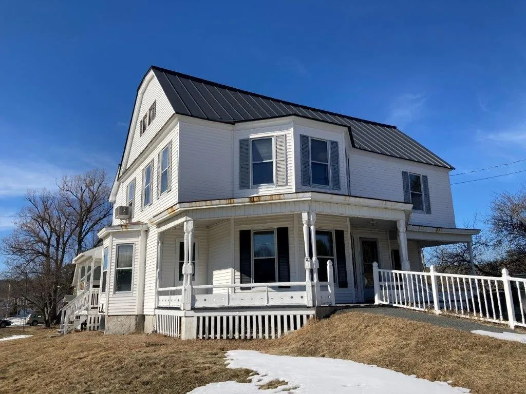 17 Canaan Street Canaan NH 03741