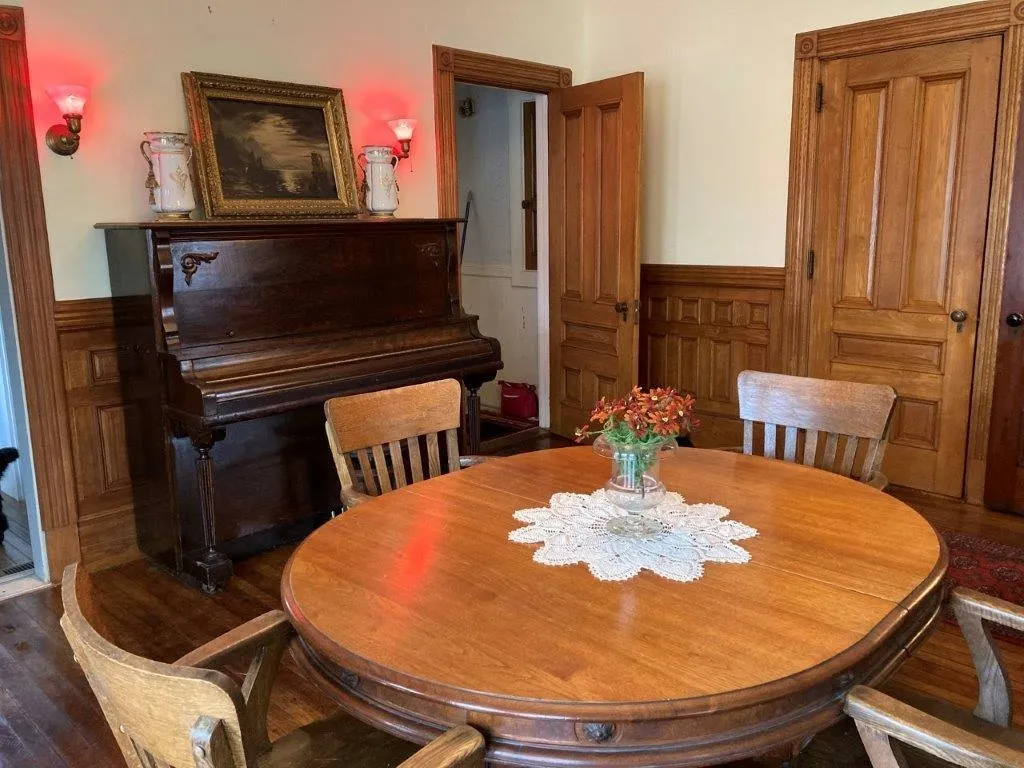 17 Canaan Street Canaan NH 03741