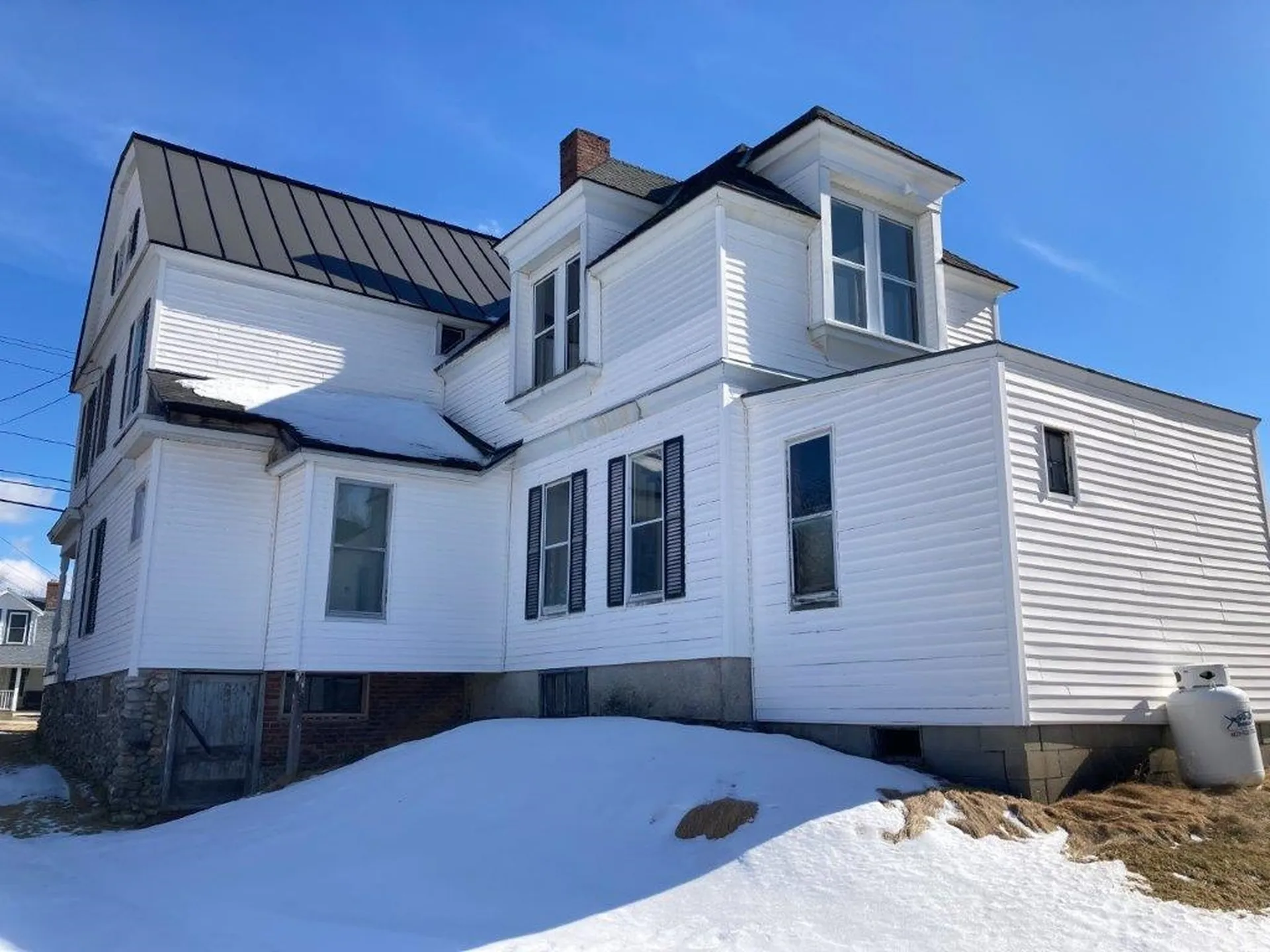 17 Canaan Street Canaan NH 03741