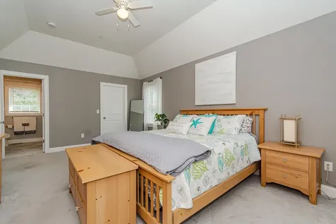 15 Squire Drive Pelham NH 03076
