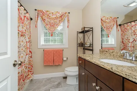 15 Squire Drive Pelham NH 03076