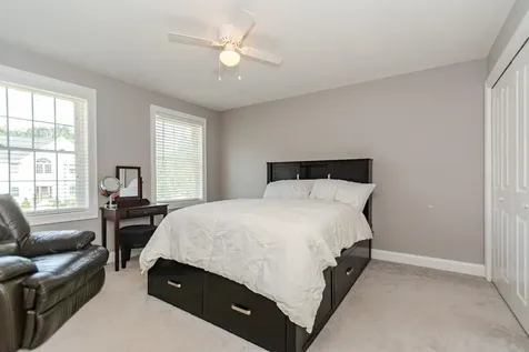 15 Squire Drive Pelham NH 03076