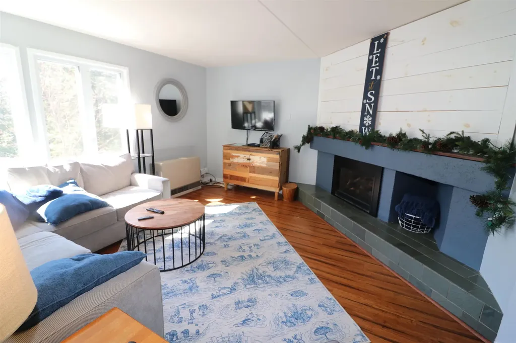 102 Upper Phase Drive Warren VT 05674