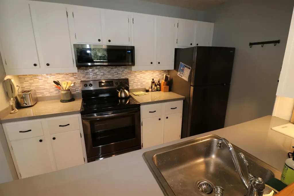 102 Upper Phase Drive Warren VT 05674