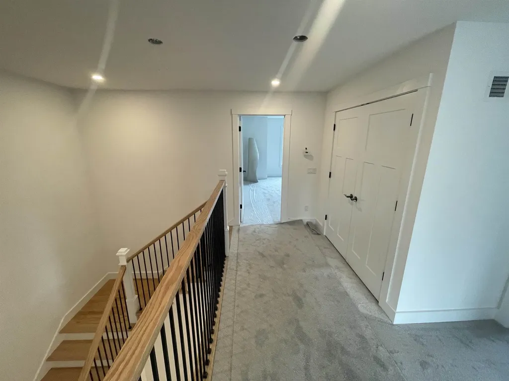 44 Domino Drive Warren VT 05674