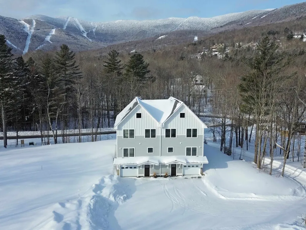 44 Domino Drive Warren VT 05674