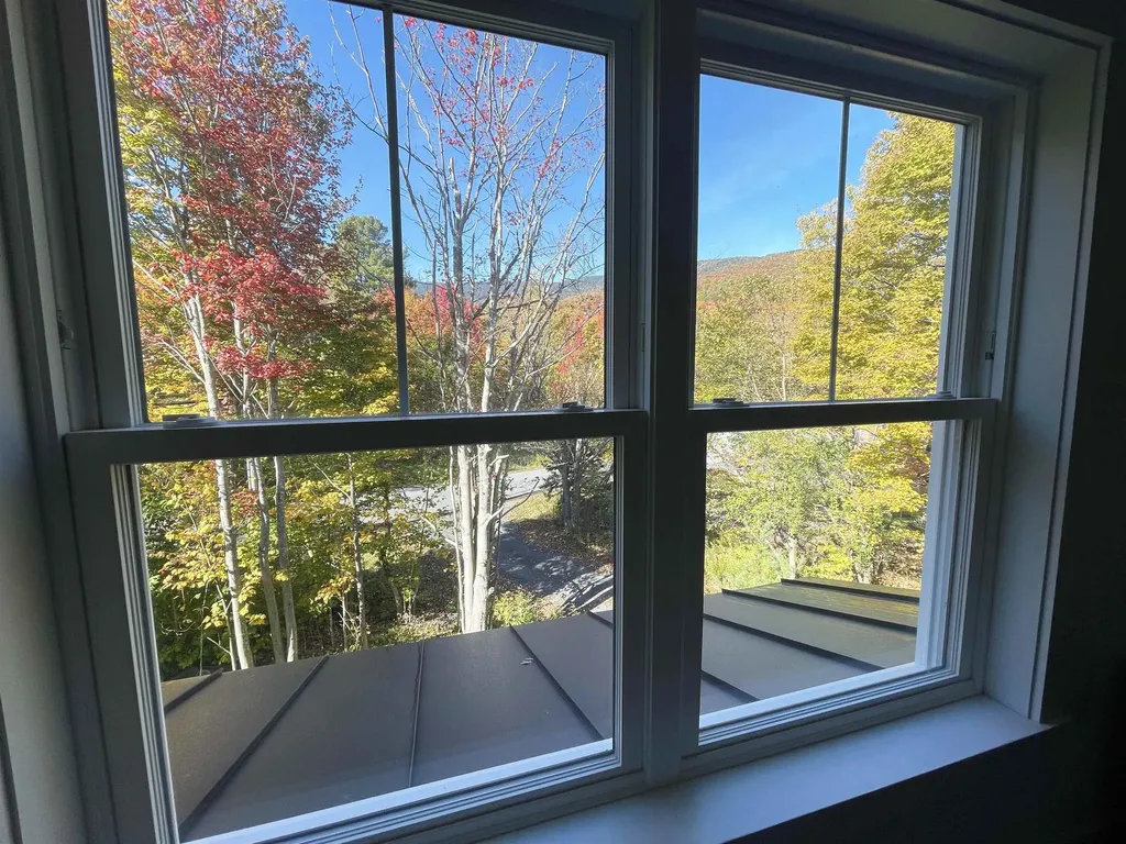 44 Domino Drive Warren VT 05674