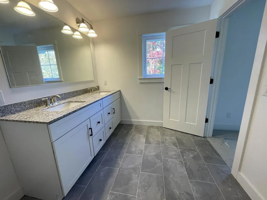 44 Domino Drive Warren VT 05674