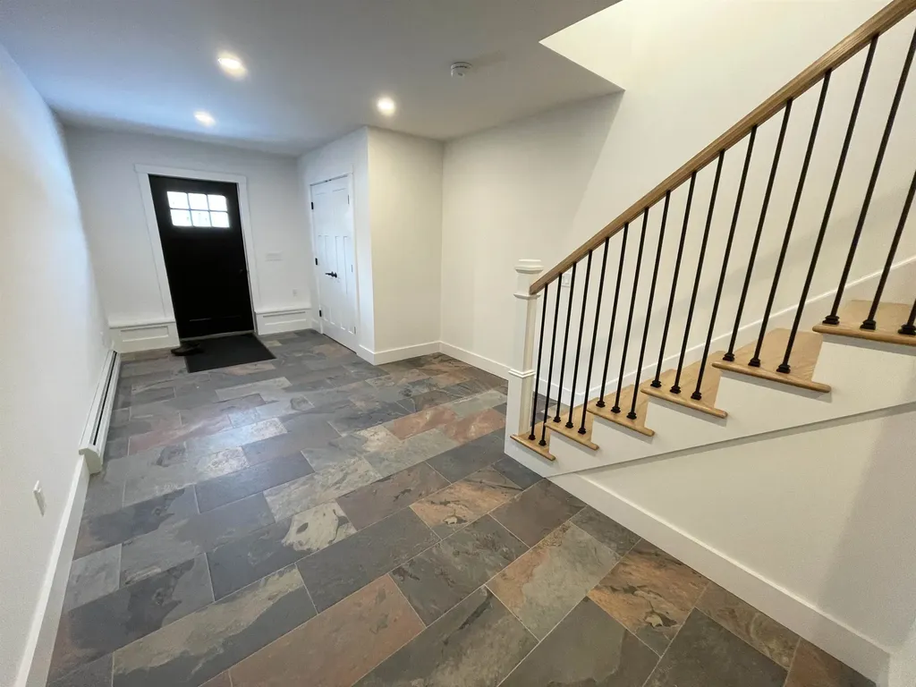 44 Domino Drive Warren VT 05674