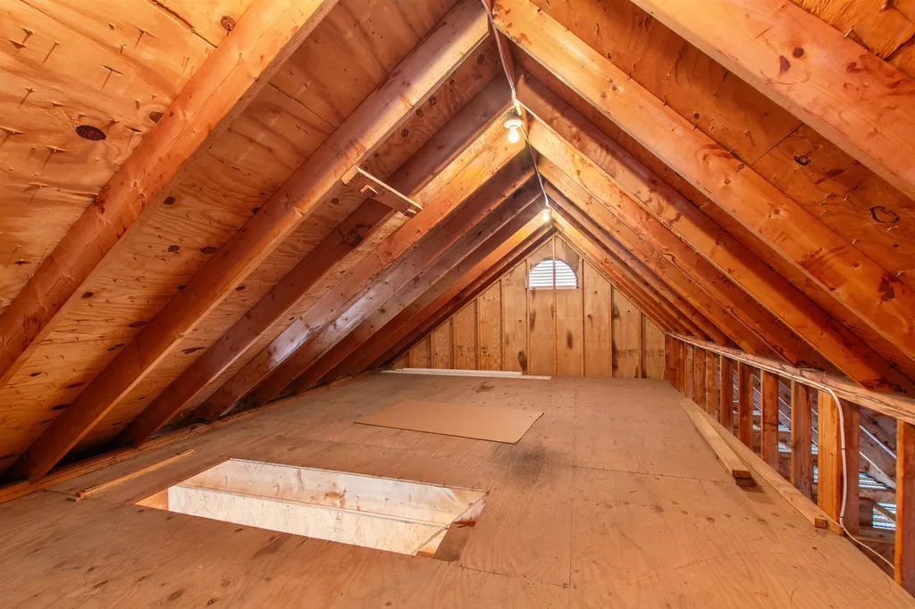 86 Brandy Lee Lane Colebrook NH 03576