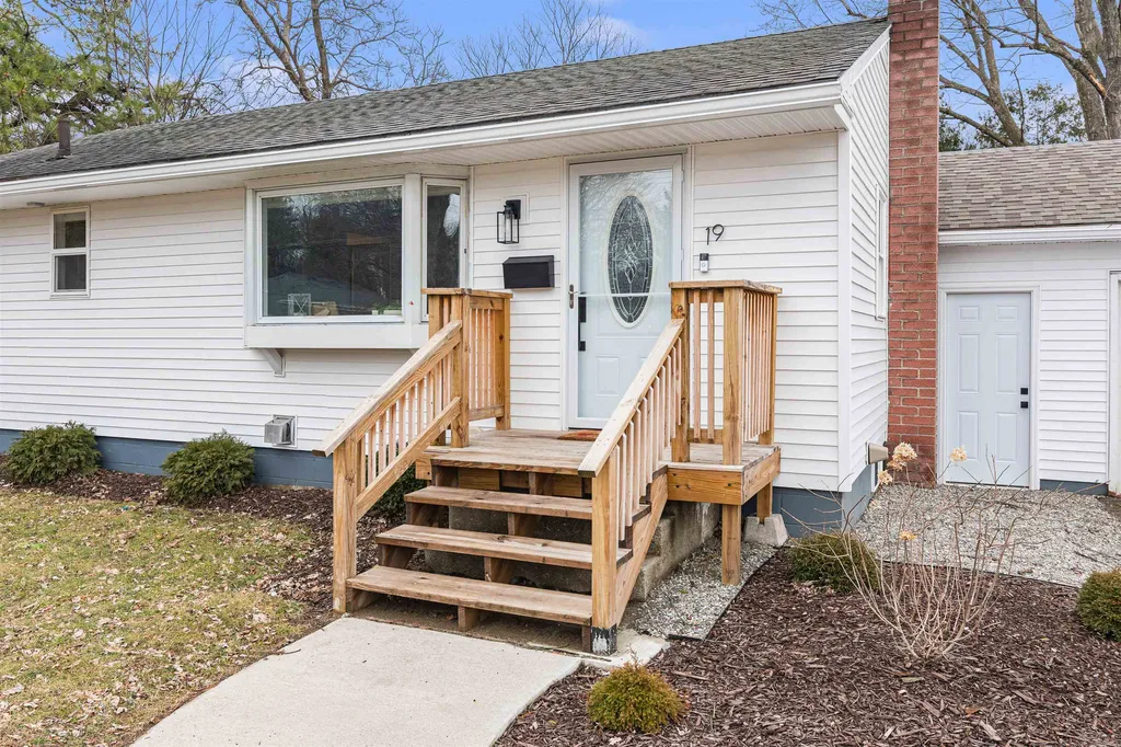 19 Murray Road Essex Junction VT 05452
