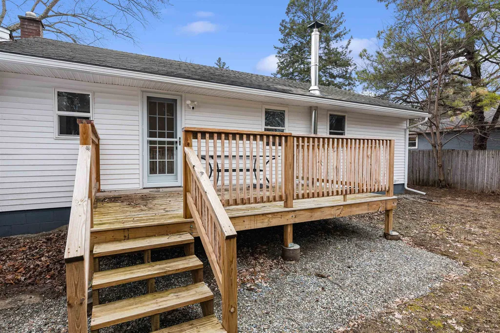 19 Murray Road Essex Junction VT 05452