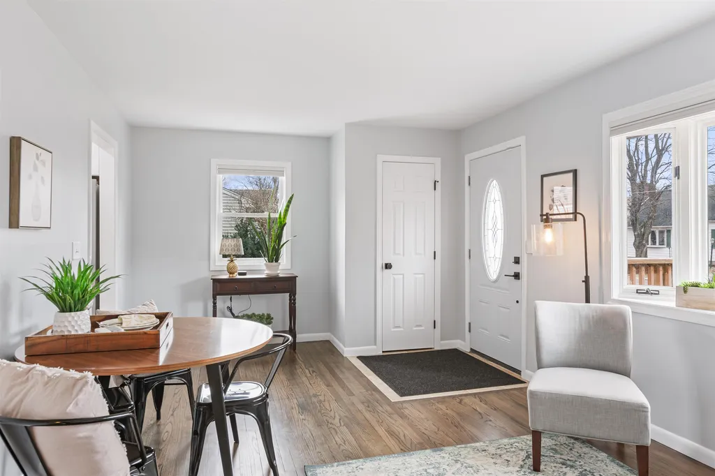19 Murray Road Essex Junction VT 05452